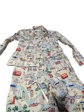 Cath Kidston Women Size medium  Pink London Scene Pajamas. Red London bus pjs